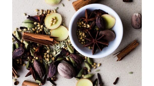 pagerinkite prieskonius juos paskrudindami