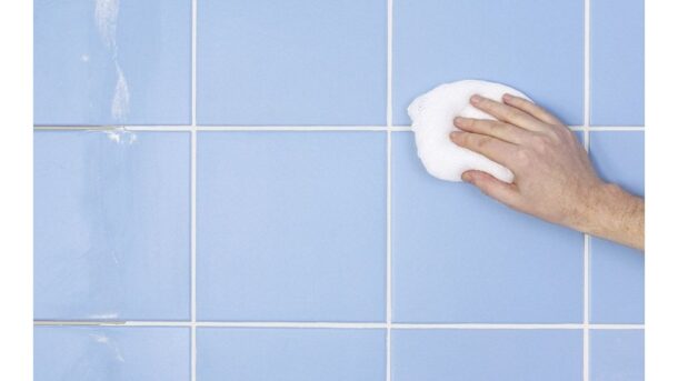 pašalintas pelėsis iš seno glaisto