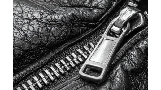 Striukės užtrauktukas sutaisytas