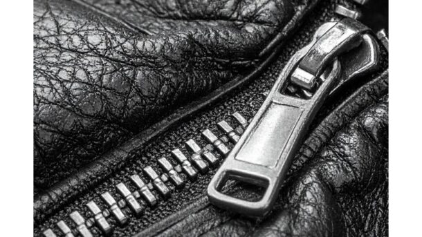 Striukės užtrauktukas sutaisytas